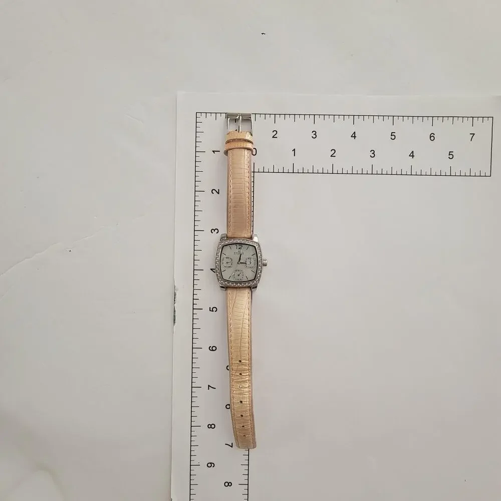 Skagen Womens Watch Pink Leather Band White Dial Dress/Formal Quartz 558SSLP8A